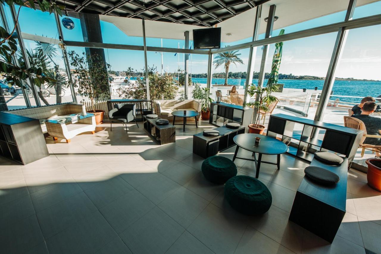 The Loza - Seaside Festival Hotel 노바야 외부 사진